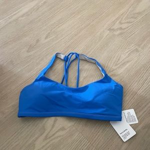 Lululemon free to be bra